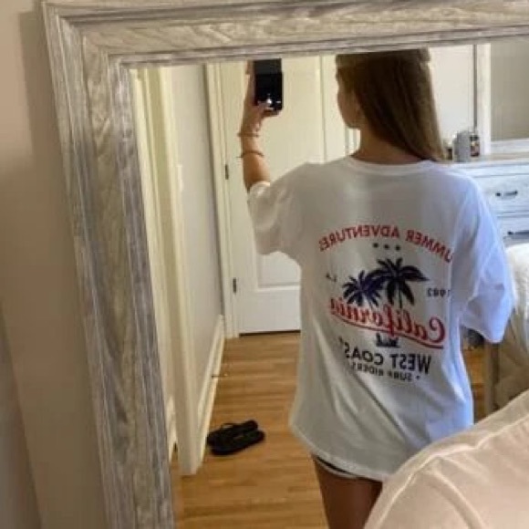 California Oversized Tee - Picture 4 of 11